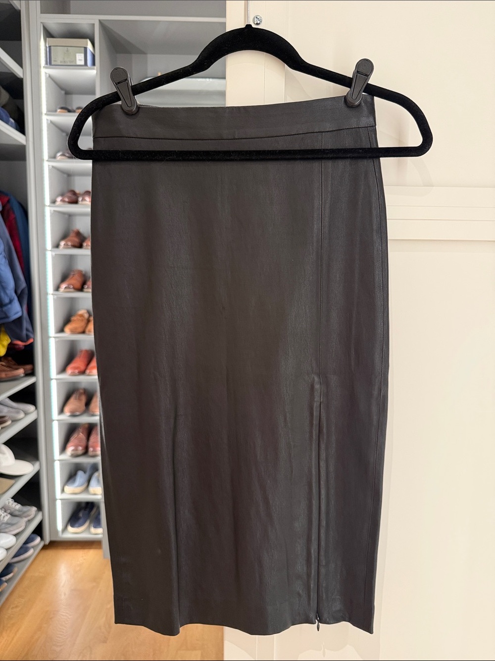 Classic Black Leather Pencil Skirt